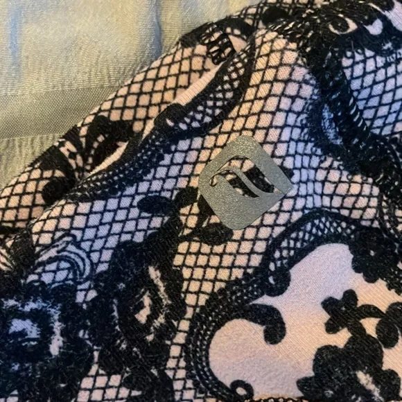 Patterned Leggings Set - Picture 3 of 6